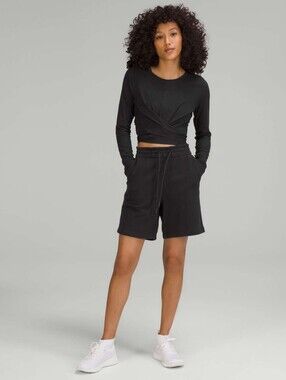 Lululemon shorts Loungeful High-Rise Short, Size 4 Black comfy shorts loose fit